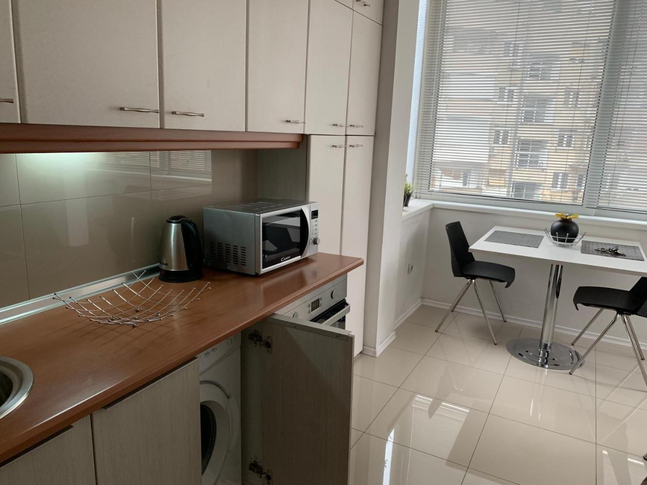 Arss Apartment Skopje Main Square Ngoại thất bức ảnh